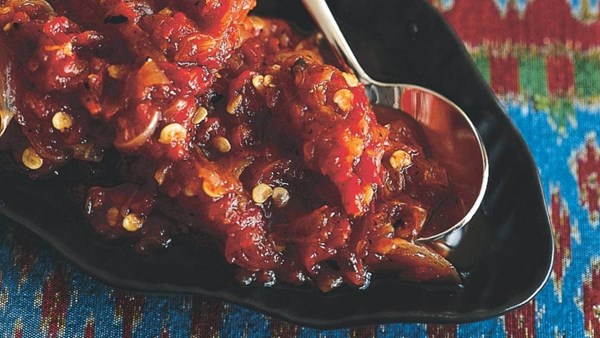 Grilled red relish (Nam prik)