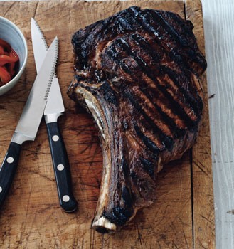 Grilled rib-eye steaks with roasted-pepper salsa