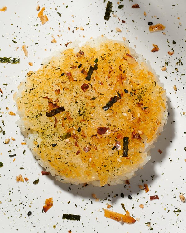 Grilled rice cakes with furikake