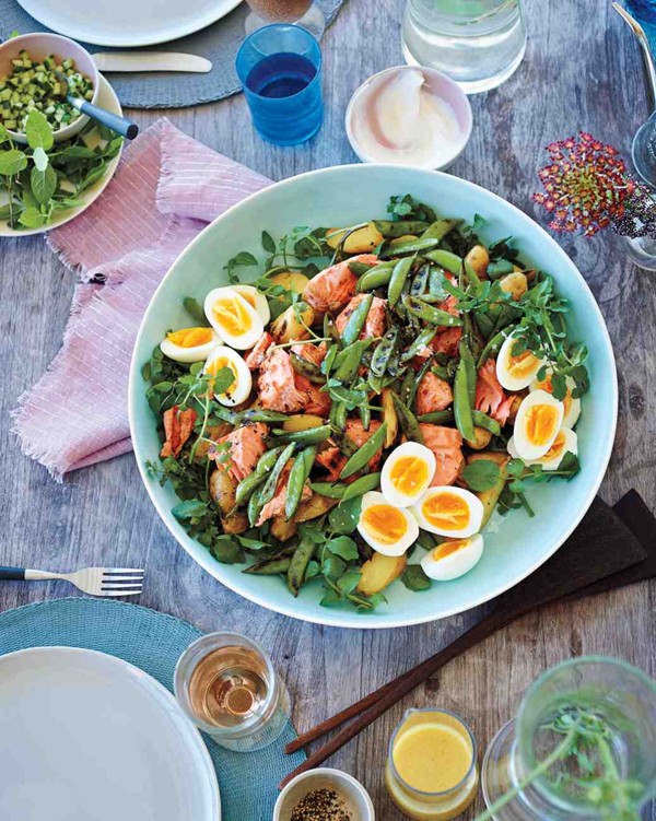 Grilled-salmon salad