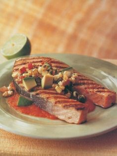 Grilled salmon with roasted red pepper sauce