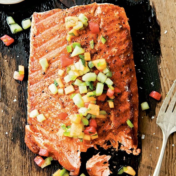 Grilled salmon with spicy melon salsa