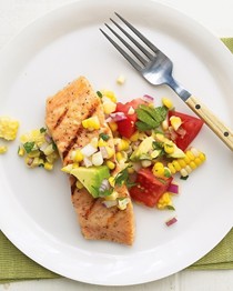 Grilled salmon with sweet corn relish