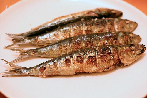 Grilled sardines with chopped salad & skordalia soup