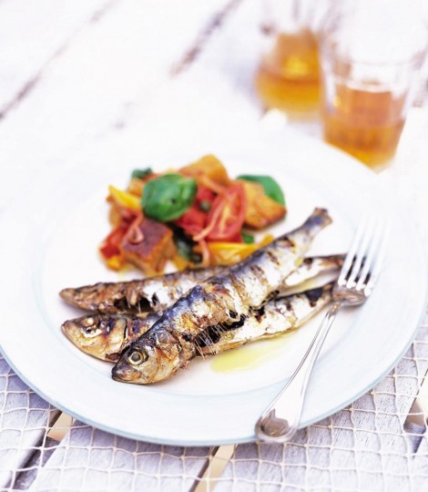 Grilled sardines with panzanella
