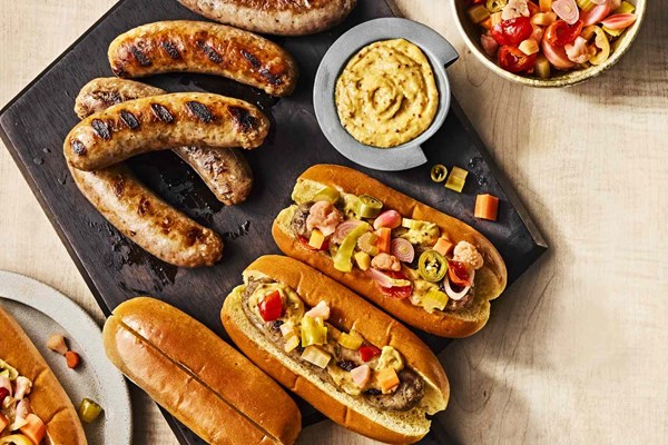 Grilled sausages with apple mustard