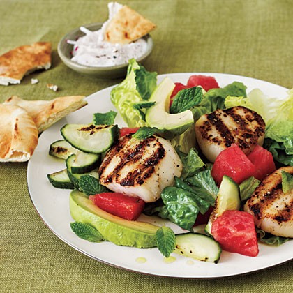 Grilled scallop salad