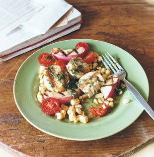 Grilled scallops and nectarines with corn and tomato salad