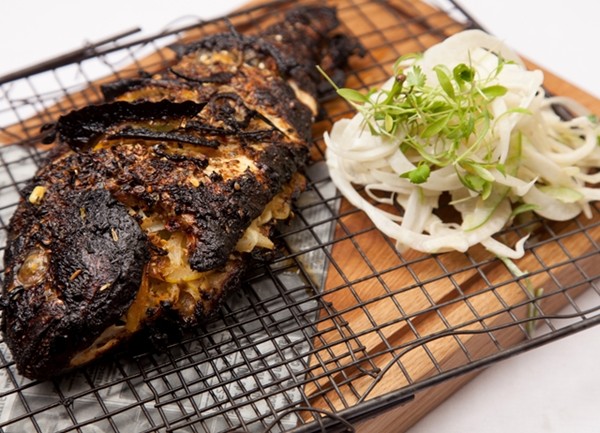 Grilled sea bream with fennel coleslaw