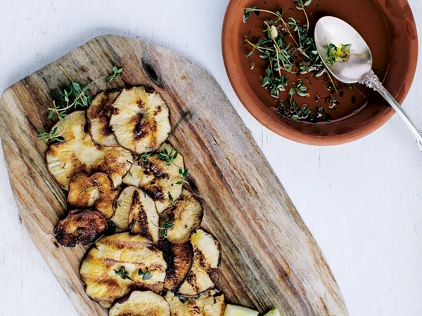 Grilled shiitake mushrooms with chile and thyme