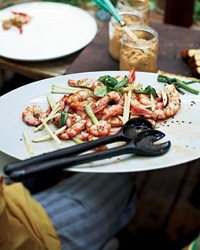 Grilled shrimp with apple and charred scallions