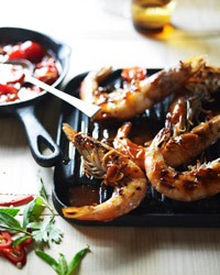 Grilled shrimp with sweet chile sauce