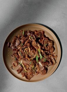 Grilled sirloin (Bulgogi)