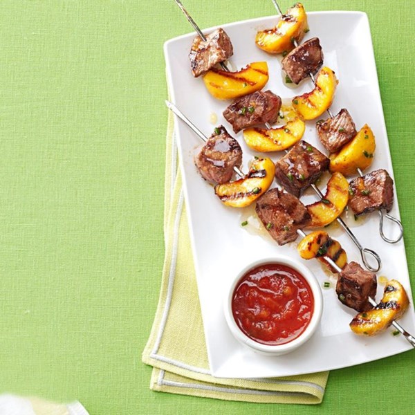 Grilled sirloin kabobs with peach salsa