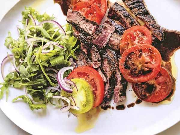 Grilled skirt steak Caprese 