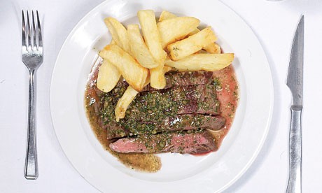 Grilled skirt steak, chips and mustard
