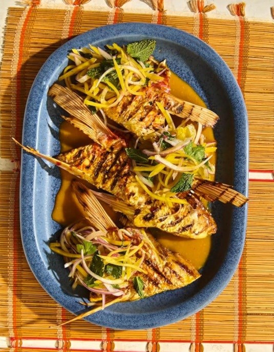 Grilled snapper collar