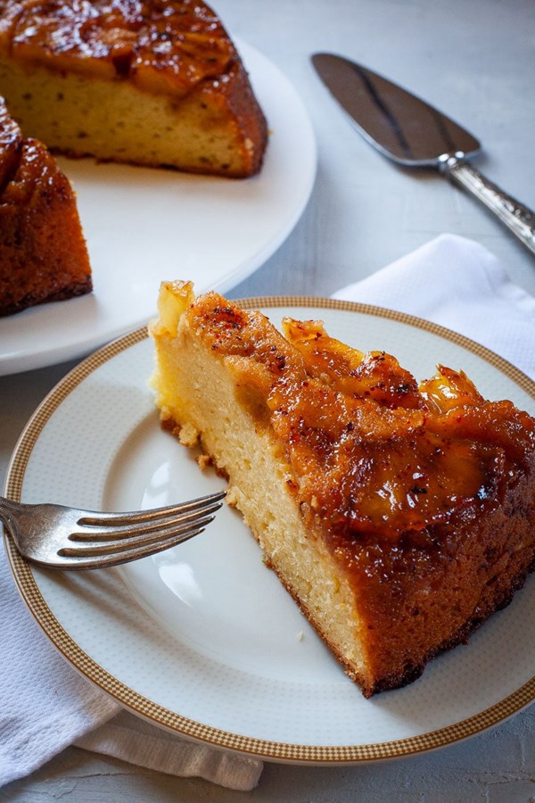 Grilled spicy pineapple upside down lime-scented cake