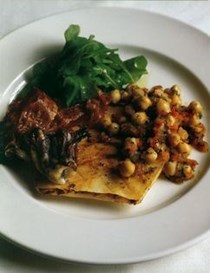 Grilled squid with chickpeas & pancetta
