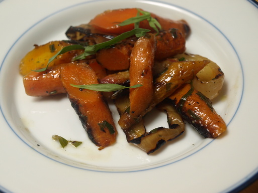 Grilled tarragon carrots 