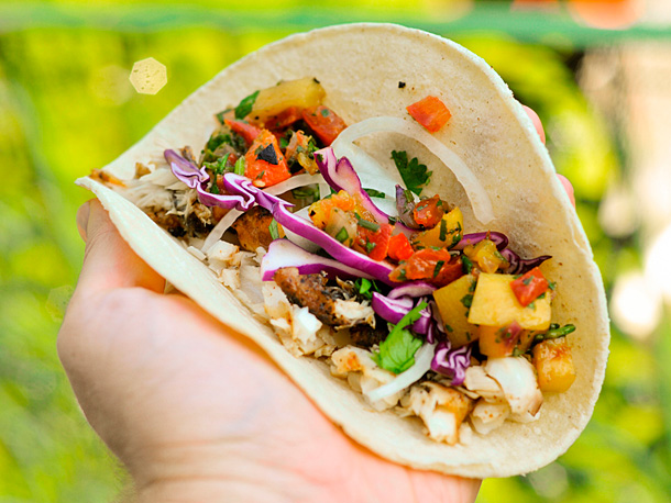 Grilled tilapia fish tacos