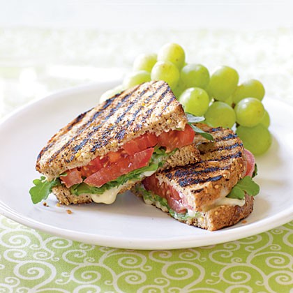 Grilled tomato and Brie sandwiches