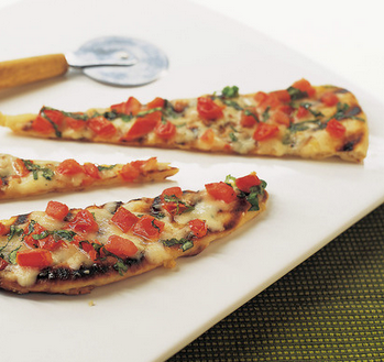 Grilled tomato and cheese pizza