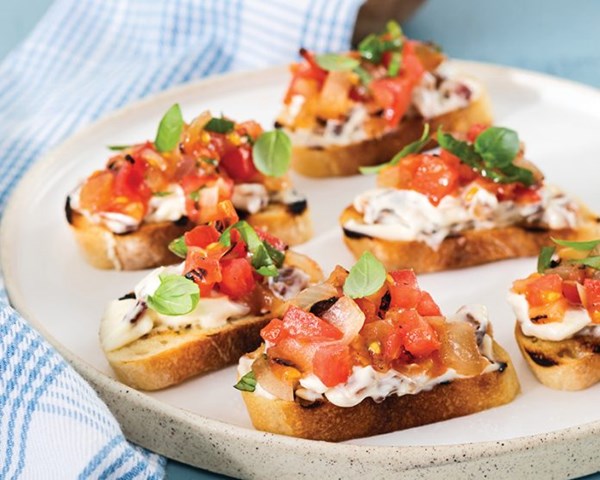 Grilled tomato bruschetta with bacon mayo