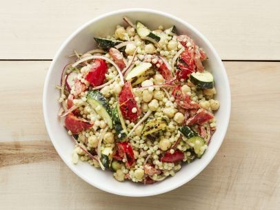Grilled vegetable-couscous salad
