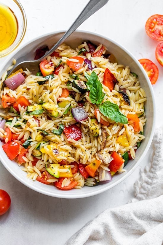 Grilled vegetable orzo pasta salad