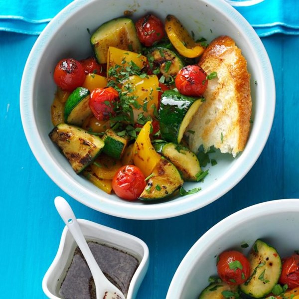 Grilled vegetable salad with poppy seed dressing