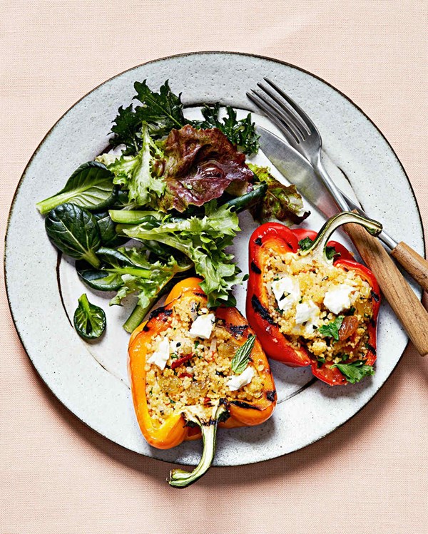 Grilled vegetarian stuffed peppers