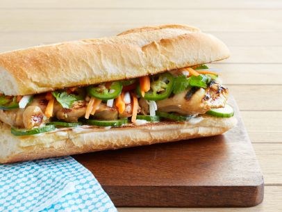 Grilled Vietnamese chicken sandwiches