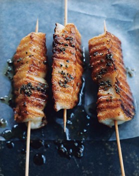 Grilled white cheese with oregano oil