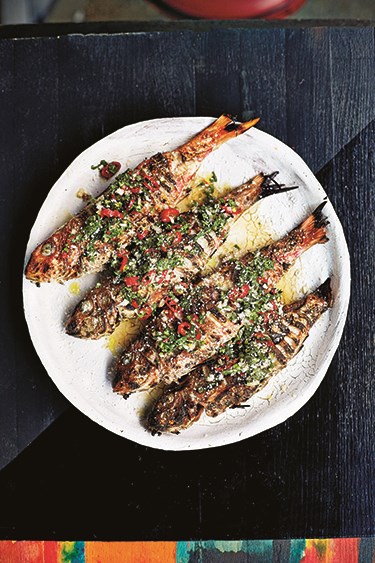 Grilled whole red mullet with Thai dipping sauce