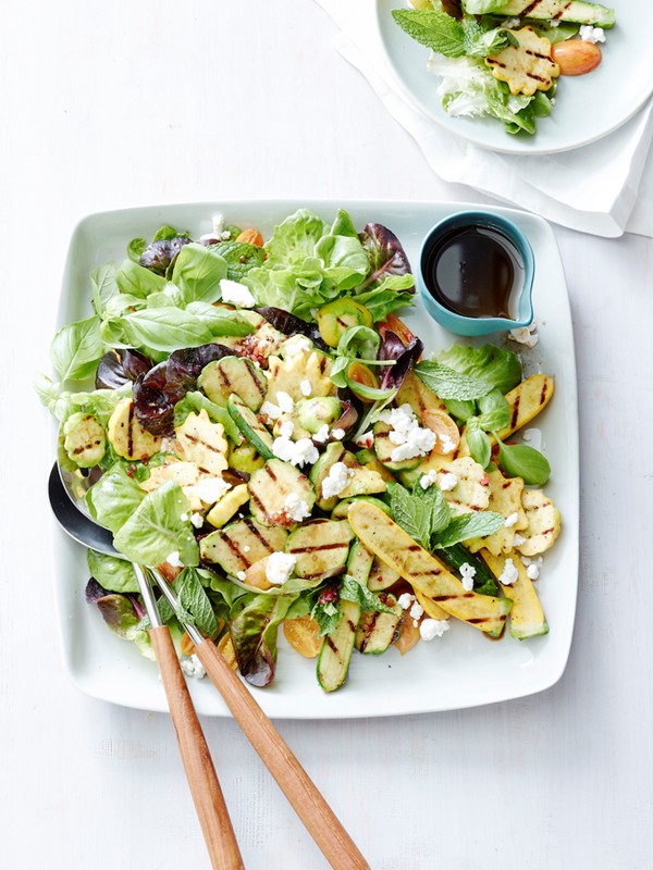 Grilled zucchini salad