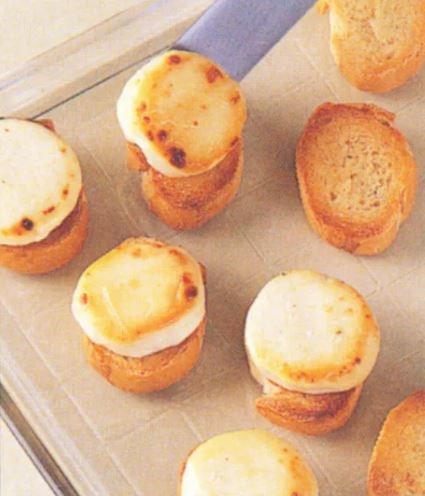 Grilling cheese 