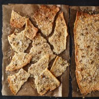 Gruyere & fennel crackers