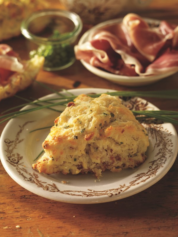 Gruyère, prosciutto and chive scones
