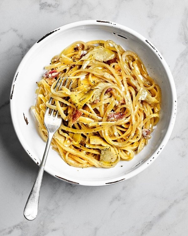 Guanciale, artichoke and pecorino linguine 