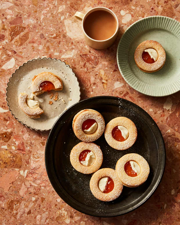 Guava jam sandwich biscuits