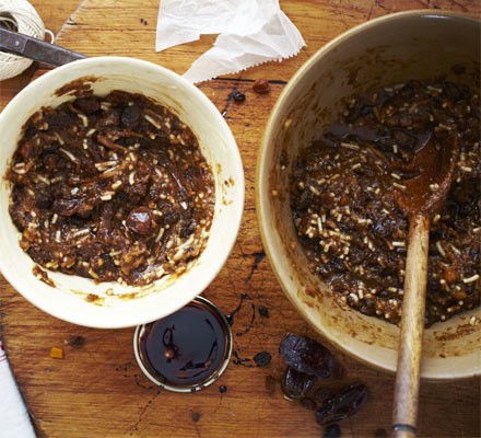 Guinness, treacle & ginger pudding