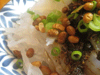Guizhou-style mung bean jelly (Guizhou liangfen / 貴州涼粉)