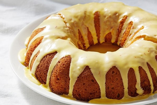 Gulab jamun cake