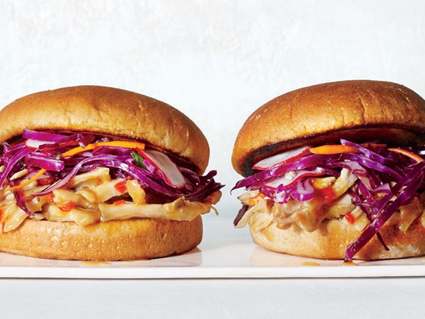 Habanero-apricot chicken sandwiches