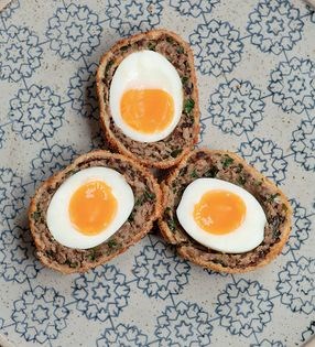 Haggis scotch eggs