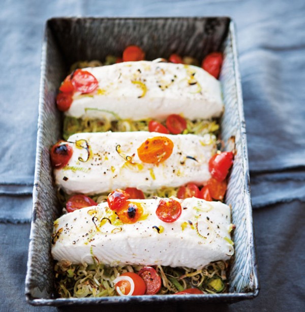 Halibut with tomatoes & leeks