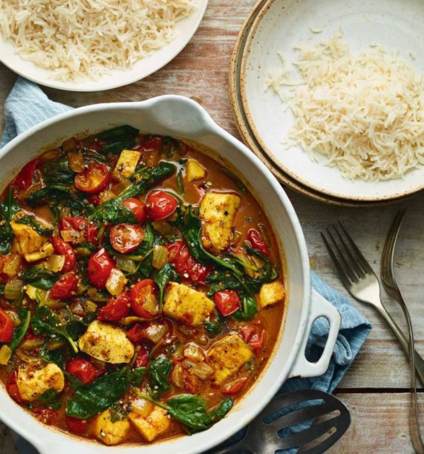 Halloumi and spinach curry