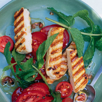 Halloumi and tomato salad 
