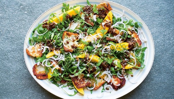 Halloumi, mango, shallot and rocket salad with spicy tamarind dressing